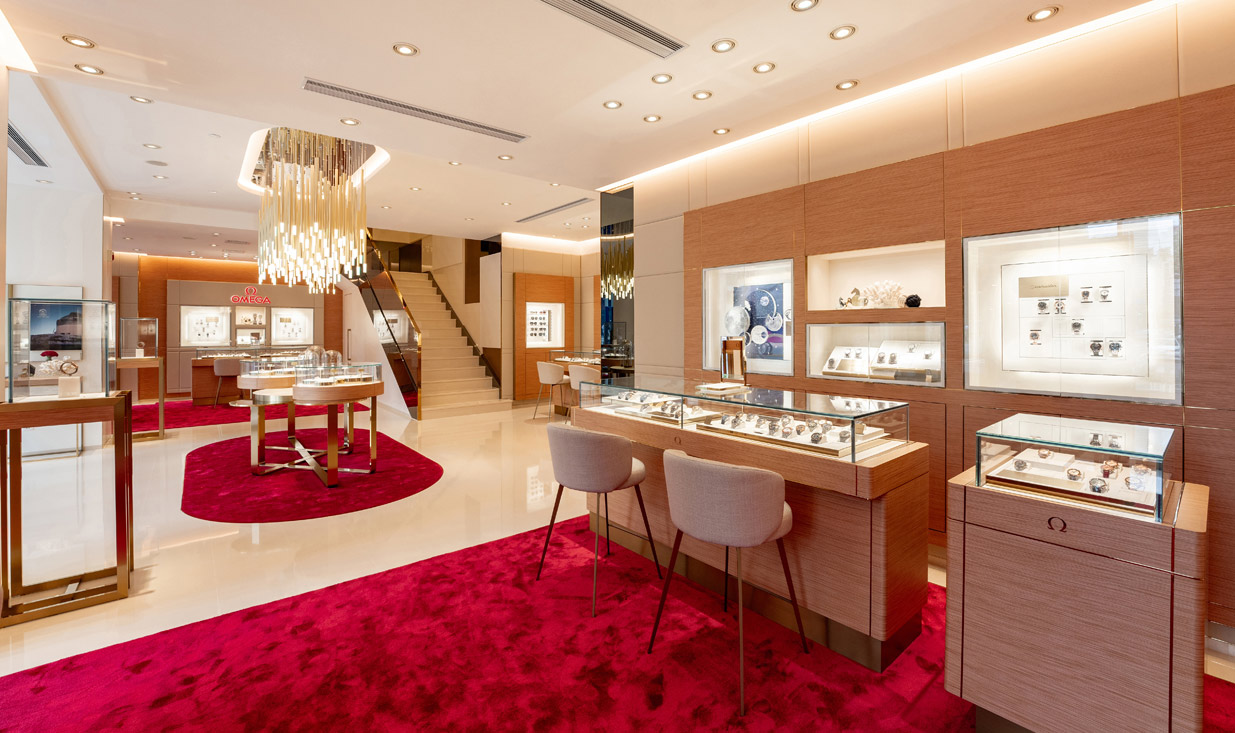 西铁城钢表链夏天褪色吗